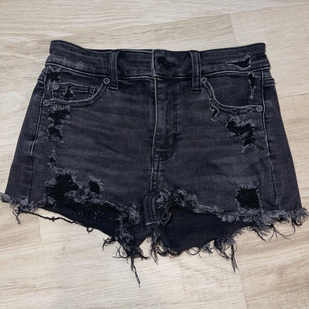 American Eagle black shorts